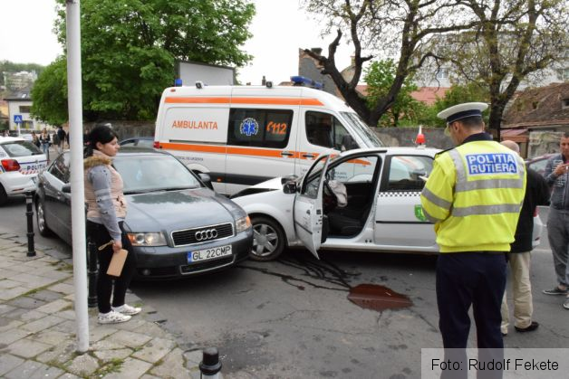 accidentAgriselorIuliuManiu3_210005.JPG