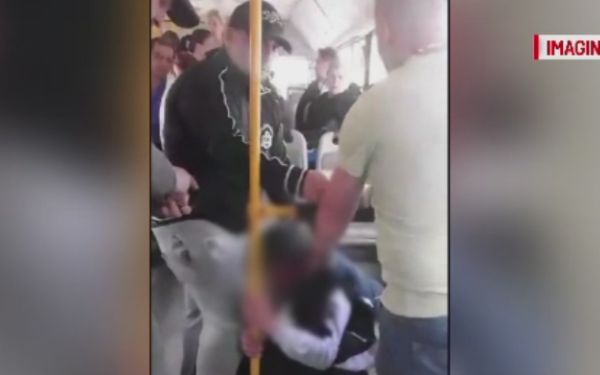 BRAŞOV. Trei indivizi au bătut crunt un călător pe care-l suspectau de furt 1 agresiune-autobuz.jpg