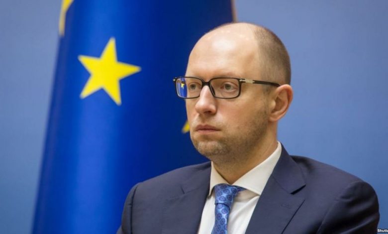 Arseniy Yatsenyuk, primul ministru al Ucrainei, și-a anunțat demisia 1 arseniyatsenyuk.jpg