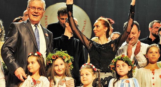 BRAȘOV. Workshop gratuit cu artiștii Corului Madrigal 1 cantusmundilabrasov1.jpg