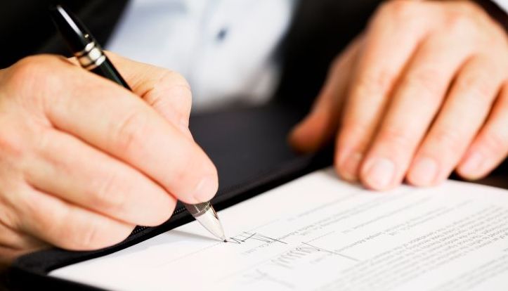 Primăria Braşov a obţinut prelungirea termenul de finalizare a lucrărilor în cazul a trei mari investiţii nefinalizate în timp util 1 contractearenda.jpg