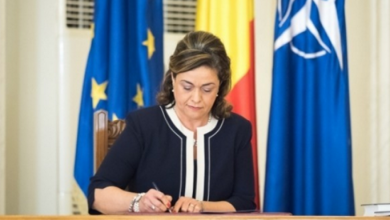 costea-m.png