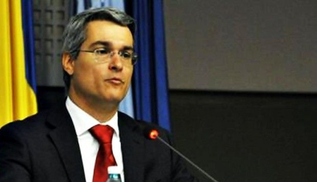 UPDATE. Dragoș Pîslaru a depus jurământul 1 dp.jpg