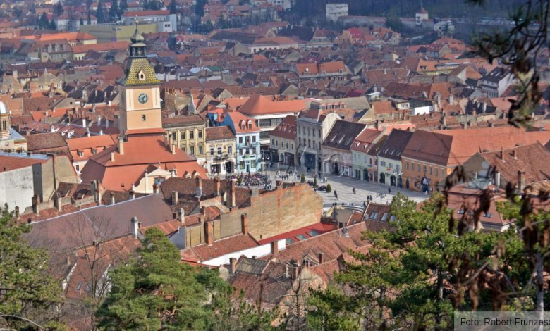 PREGĂTIRI. Primăria caută prestator de servicii, pentru organizarea „Zilelor Braşovului” 1 dsc-0063.jpg