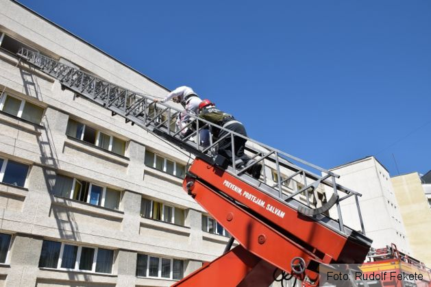 exercitiuISUcolinauniversitate10_210297.JPG