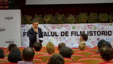 festivaluldefilmistoric-scoaladevara.jpg