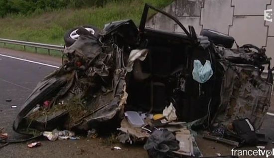 Doi copii şi tatăl lor au MURIT într-un cumplit accident 1 franta_2.jpg