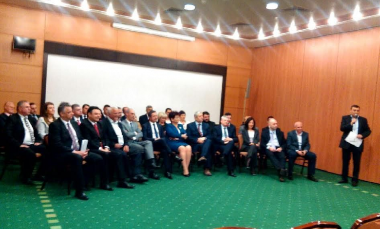 Braşov. PSD îşi prezintă candidaţii la alegerile locale! 1 telefon1.jpg
