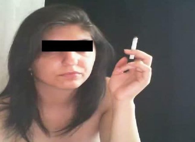 Profesoara făcea... VIDEOCHAT!!! Un elev din clasa a 8-a a dat vestea în școală!!! 1 videochat.jpg