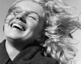 young-marilyn-monroe-norma-jeane-dougherty-andre-de-dienes-m