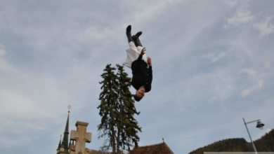 BRAŞOV. Junii Tineri au făcut spectacol 3 Aruncarea in tol (9)_211389.JPG