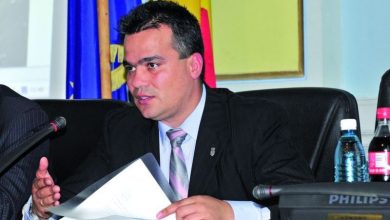 adrian-vestea.jpg
