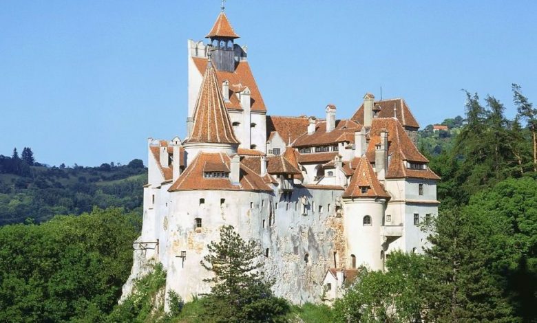 Distracţie maximă de Ziua Copilului la Castelul Bran 1 bran.jpg