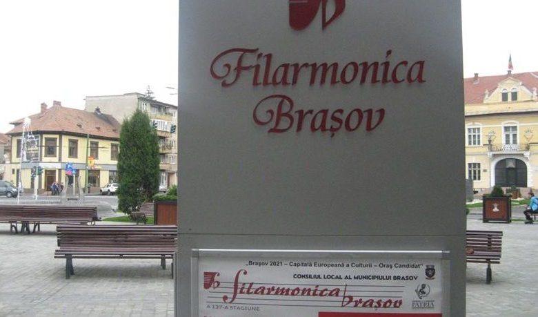BRAȘOV. „Variaţiuni romantice pe teme clasice” 1 filarmonicapatria.jpg