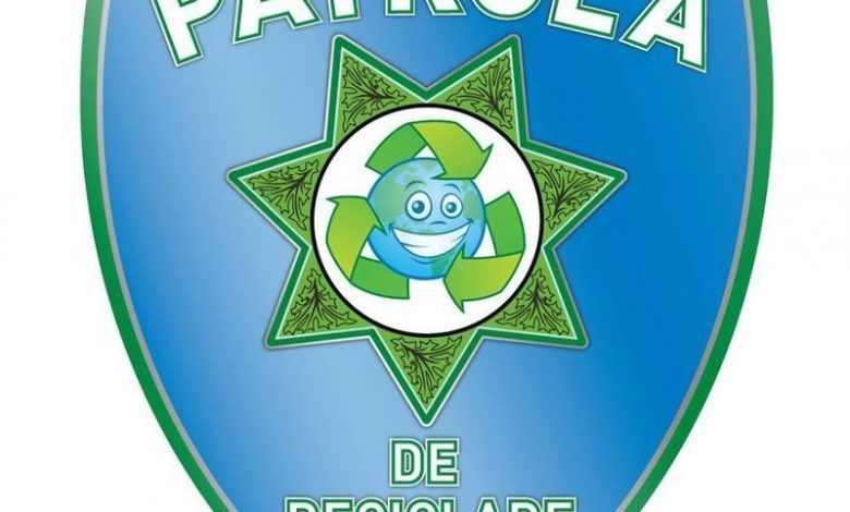 BRAŞOV. Patrula de reciclare de la Şcoala Gimnazială nr.1 a reuşit să colecteze 500 kg de deşeuri electrice în doar 6 luni 1 patrula-de-reciclare.jpg
