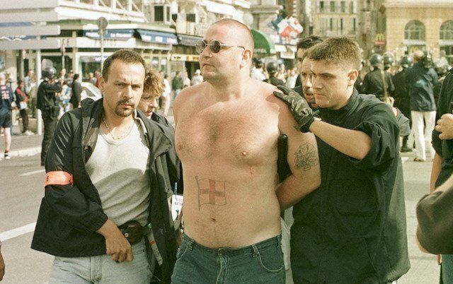 Huligan englez: „Merg la EURO 2016 să bat musulmani”!!! 1 pig.jpg