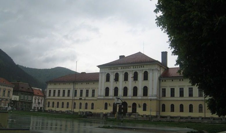 BRAȘOV. Confruntarea elevilor ași ai matematicii 1 saguna_4.jpg