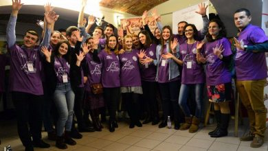 BRAŞOV. Trupa de teatru „Amprente” se întoarce acasă cu Marele Trofeu al Festivalului Naţional „Florian Pitiş” 5 teatruamprente.jpg