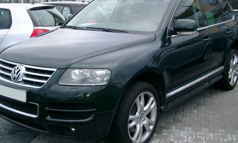 BRAŞOV. Proces încetat în cazul bărbaţilor acuzaţi că au spart un VW Touareg, în centrul oraşului 1 touareg.jpg