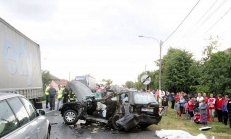 Accident VIOLENT cu patru morţi! Alte două persoane au fost rănite 1 accidentneamt_2.jpg