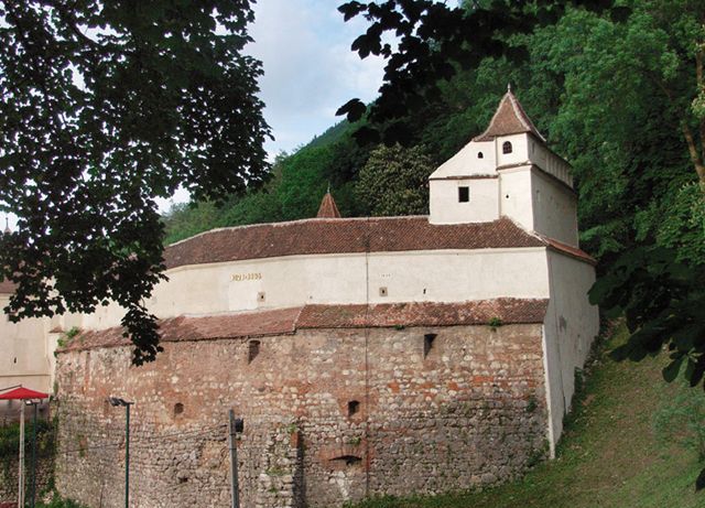 bastionul-tesatorilor.jpg