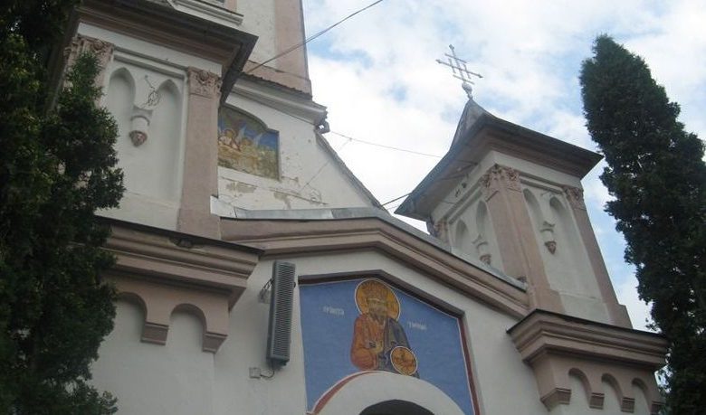 A doua zi de Rusalii este închinată Sfintei Treimi 1 bisericasf-treime.jpg