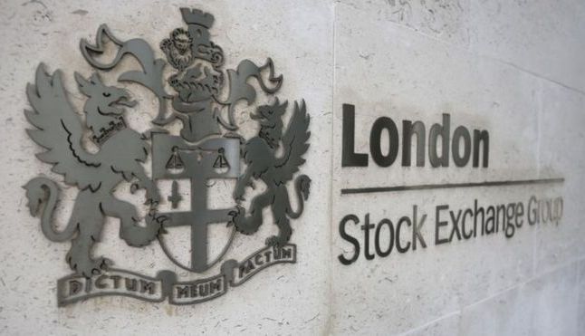 Brexit. Acțiuni suspendate de la tranzacționare, la Bursa de la Londra 1 bursadelalondra1.jpg
