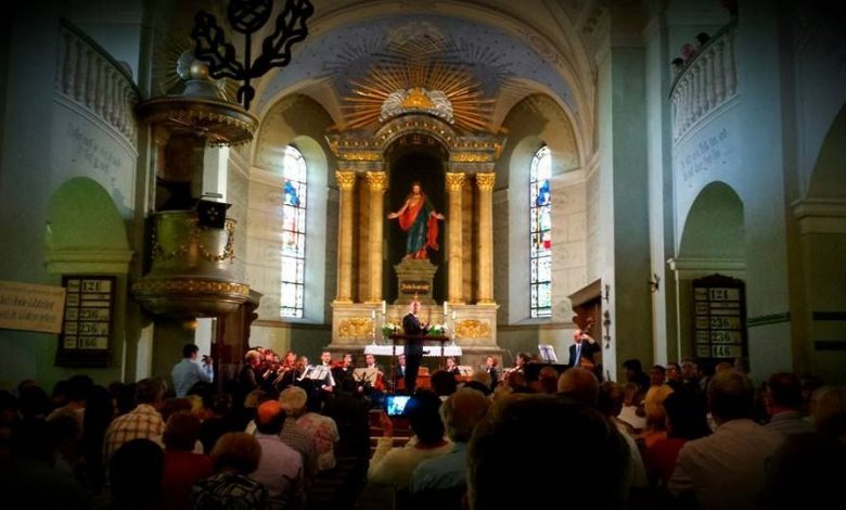 BRAȘOV. Studenții cântă muzică sacră 1 concertbisericaevanghelicacristian.jpg