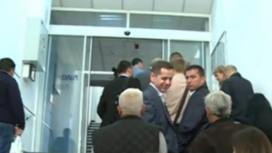 COADĂ LA DNA. Demnitari, printre care și Constantin Niță, încolonați pe treptele instituției! 5 dnacoad.png