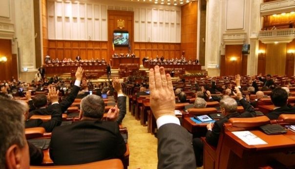 Aleşii locali vor avea pensii speciale 1 pensii.jpg