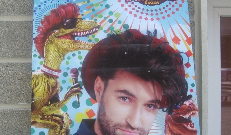 BRAȘOV. Smiley cântă printre dinozauri 1 smiley_6.jpg