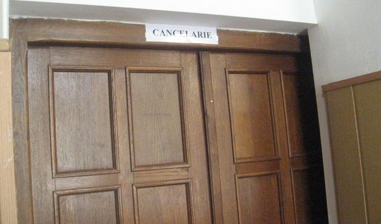 Update BRAȘOV. 191 de dascăli obțin gradul didactic definitiv 1 cancelarie.jpg