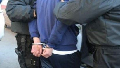BRAȘOV. Suspect de crimă, capturat într-un bar cu păcănele 1 catuse_5.jpg