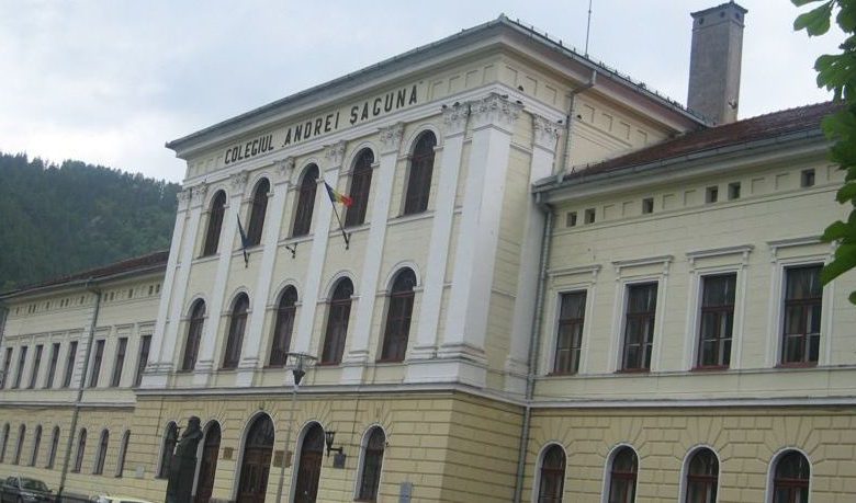 BRAȘOV. La „Șaguna” s-a intrat cu media maximă în clasa V-a. Și „Info” a publicat rezultatele 1 colegiulandreiaguna.jpg