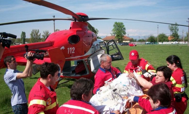 BRAŞOV. Copil de patru ani dus cu elicopterul SMURD la Bucureşti 1 elicopter-smurd.jpg