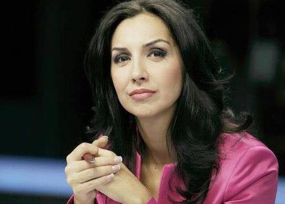 Jurnalista Emma Zeicescu şi-a dat DEMISIA!!! 1 emma.jpg