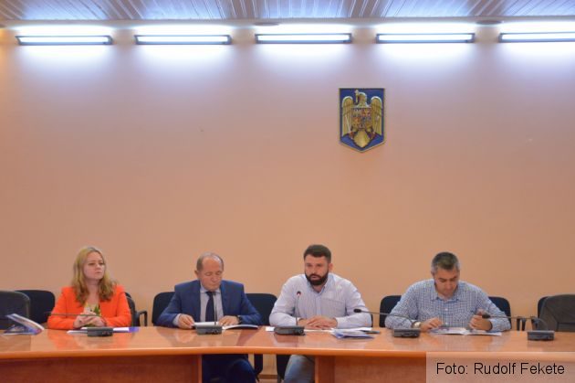 Festivalul de Carte și Muzică se întoarce la Brașov, timp de patru zile! 1 festivalulcartemuzicaconferinta5_217065.jpg