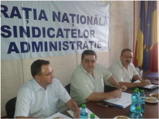 Funcţionarii publici doar suspendă greva generală programată pentru mâine 1 fnsa.jpg