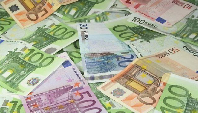 Brașov. Firmele pot accesa finanțări nerambursabile pentru îmbunătățirea activității de management al resurselor umane 1 monedaeuropeana2.jpg