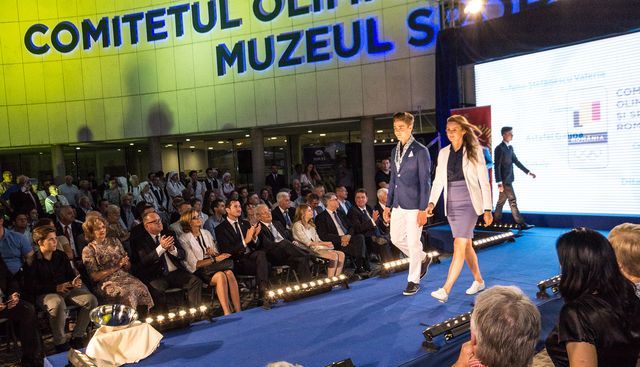 J.O. Rio 2016. Ţinute elegante pentru sportivii români 1 tinute.jpg