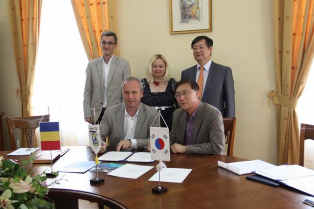 universitate coreeni_217549.jpg