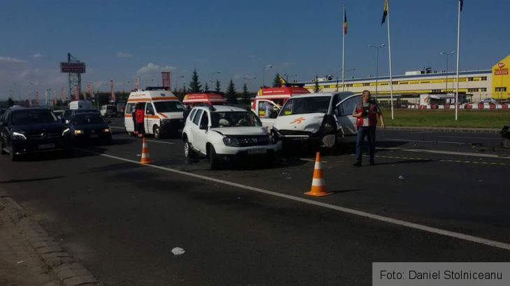 BRAŞOV. Accident cu 5 victime pe Calea Bucureşti 1 IMG-20160804-WA0001_218432.jpg