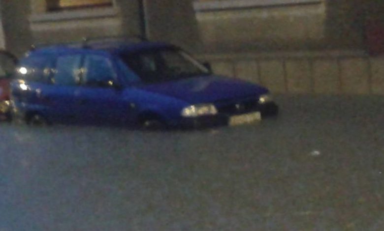 BRAŞOV. Oraşul, sub ape (GALERIE FOTO) 1 apa_5.jpg
