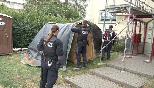 Alt ATAC cu arme albe în Germania!!! 1 atac_6.jpg