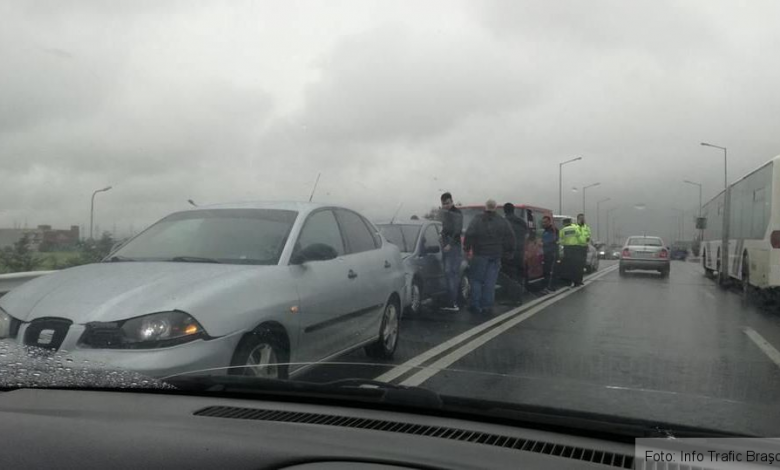 Update. BRAŞOV. Trei incidente rutiere pe Calea Bucureşti! 1 caleabucuresti3.jpg