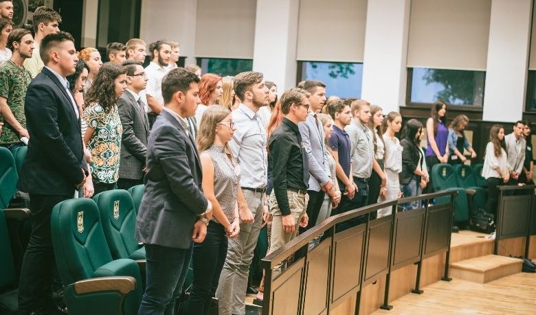 Un BRAȘOVEAN este noul președinte al Consiliului Național al Elevilor 1 cne.jpg