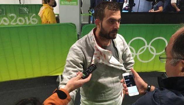 JO RIO 2016. Dolniceanu acuză arbitrajul: „La 10-10 am avut tuşa clară” 1 dolniceanu_2.jpg