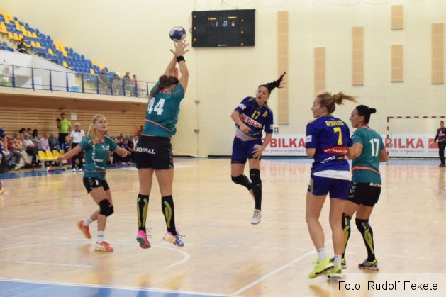 handbalamicalcoronareghin07_220021.JPG