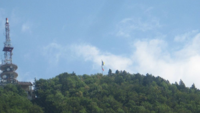 BRAŞOV. Steagul de pe Tâmpa s-a zdrenţuit din nou! 3 img-2211_2.jpg