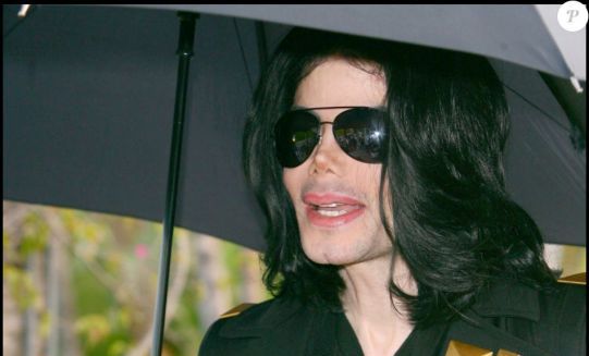 Michael Jackson, „VIOLAT în propria familie”!!! 1 jackson_3.jpg